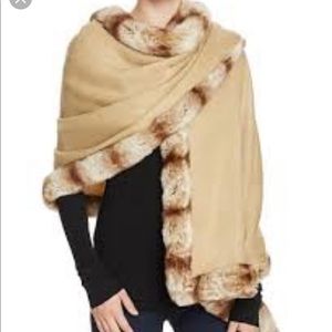 Wrap with faux fur trim